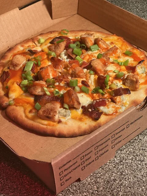 Buffalo chicken and bacon flatbread pizza — food photography by chef J.O. King
